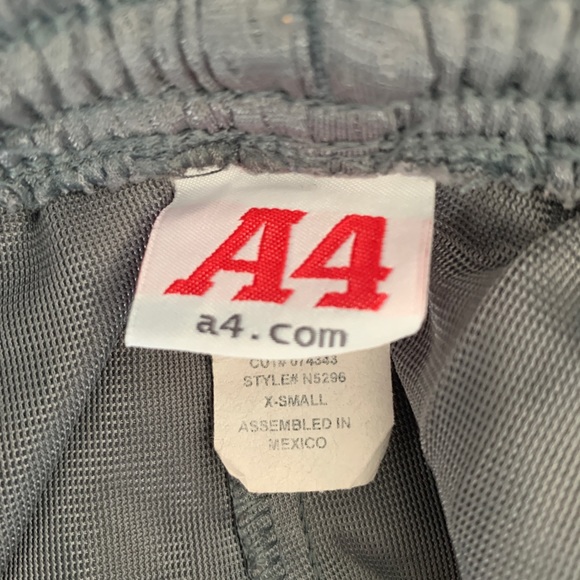 A4 gray sport shorts- boys x—small - Picture 6 of 8